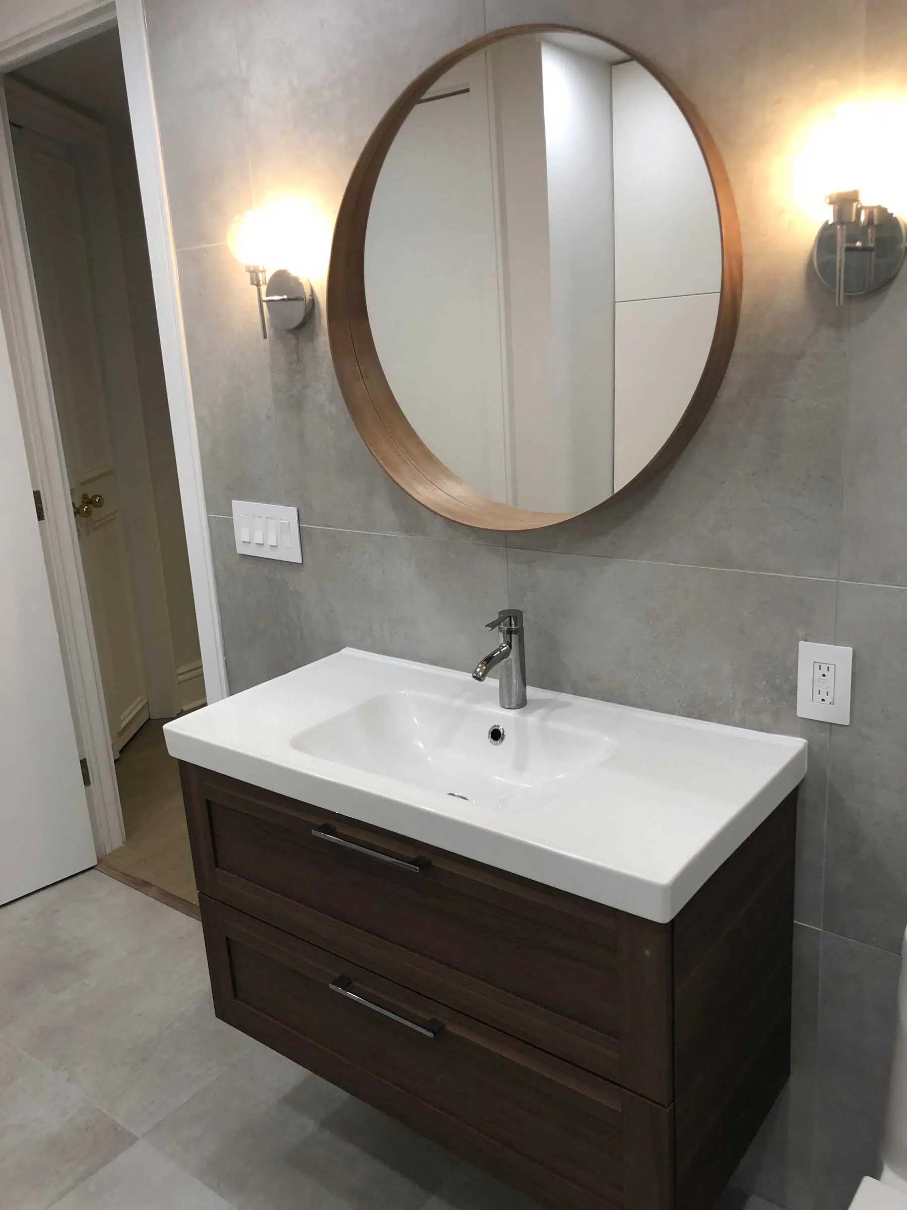 bathroom toronto