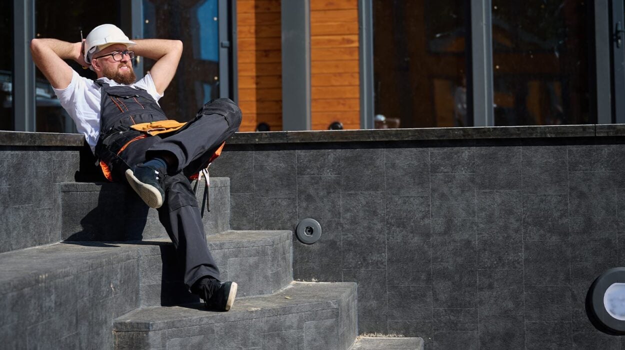 professional swimming pool contractor