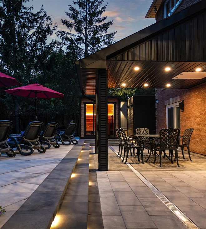 lighting features for night time in backyard