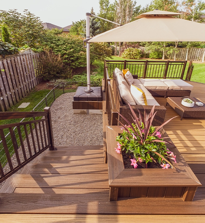 trex deck and railing with steps