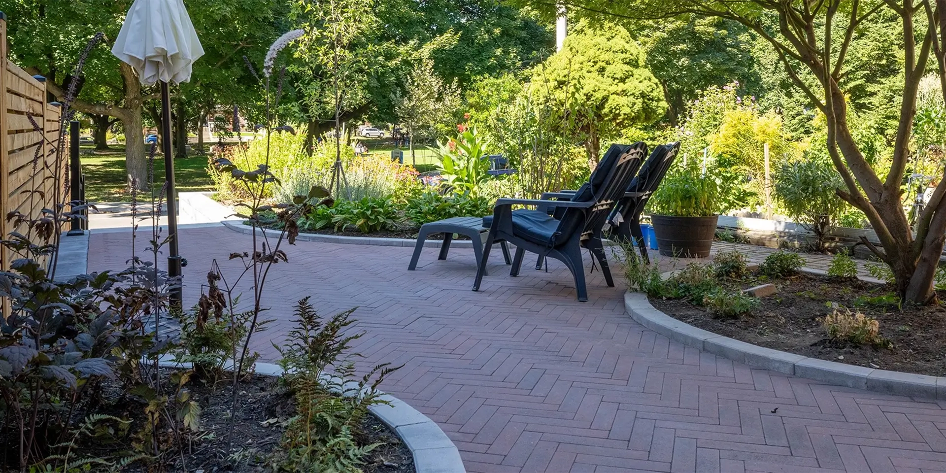 victorian in little italy banner