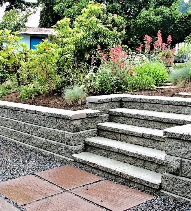 interlock steps with retaining wall