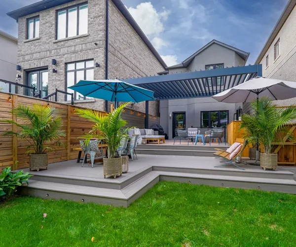 deck-landscaping-toronto beautiful backyard with nice deck design