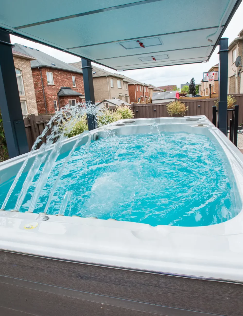 composite-deck-view-privacy-screen-bbq