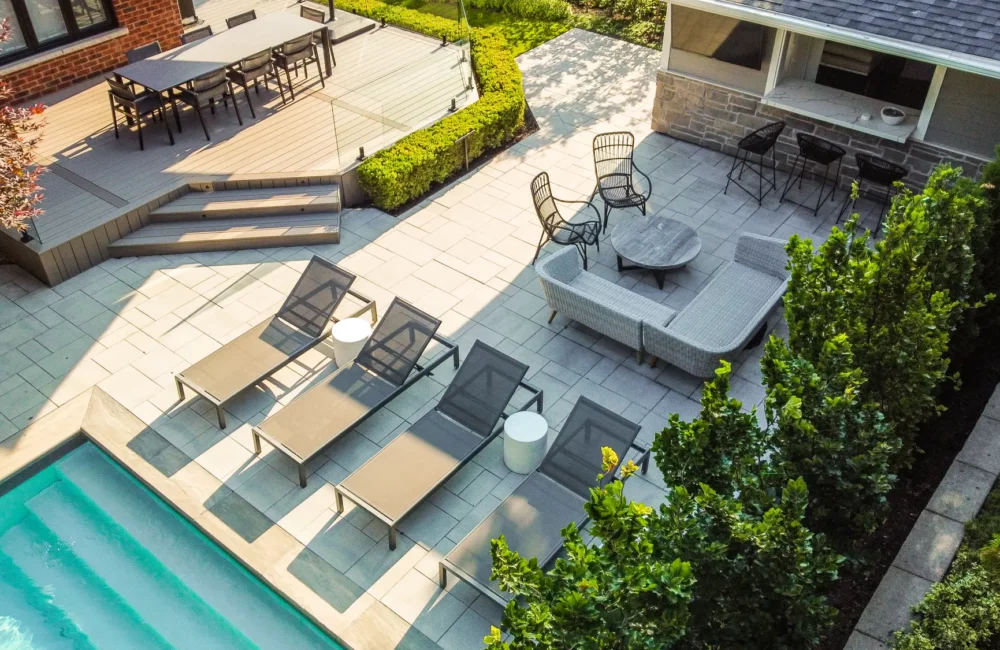 deck-steps-loungers-pool-cabana